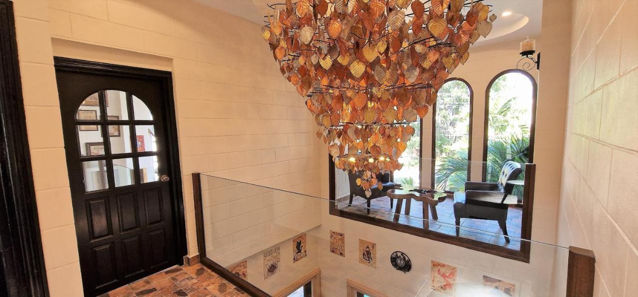 Potterland Luxury Pool Villa Pattaya Walking Street 6 Bedrooms מראה חיצוני תמונה