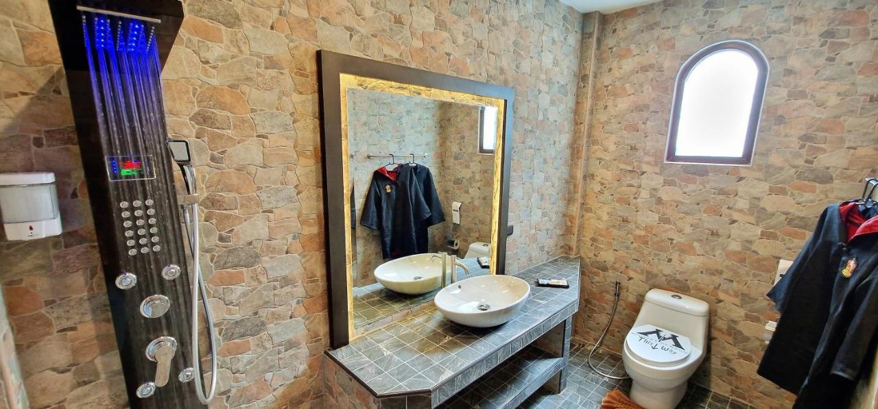 Potterland Luxury Pool Villa Pattaya Walking Street 6 Bedrooms מראה חיצוני תמונה