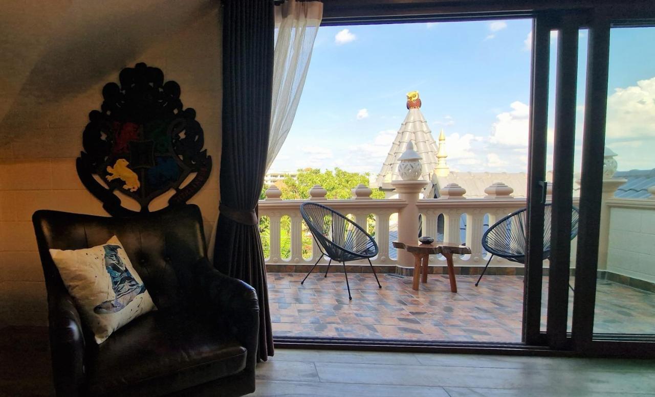 Potterland Luxury Pool Villa Pattaya Walking Street 6 Bedrooms מראה חיצוני תמונה