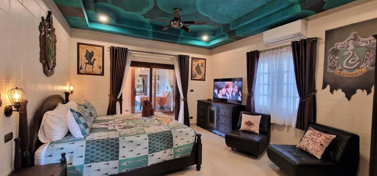 Potterland Luxury Pool Villa Pattaya Walking Street 6 Bedrooms מראה חיצוני תמונה