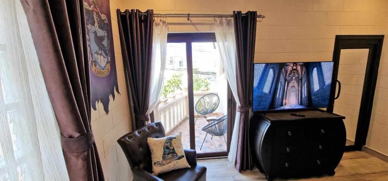 Potterland Luxury Pool Villa Pattaya Walking Street 6 Bedrooms מראה חיצוני תמונה